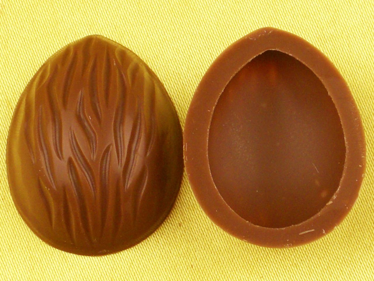 1 sheet walnut shells milk