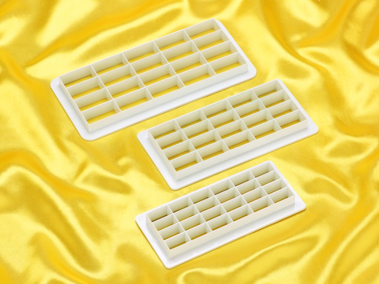 geometric multicutter brick set of 3