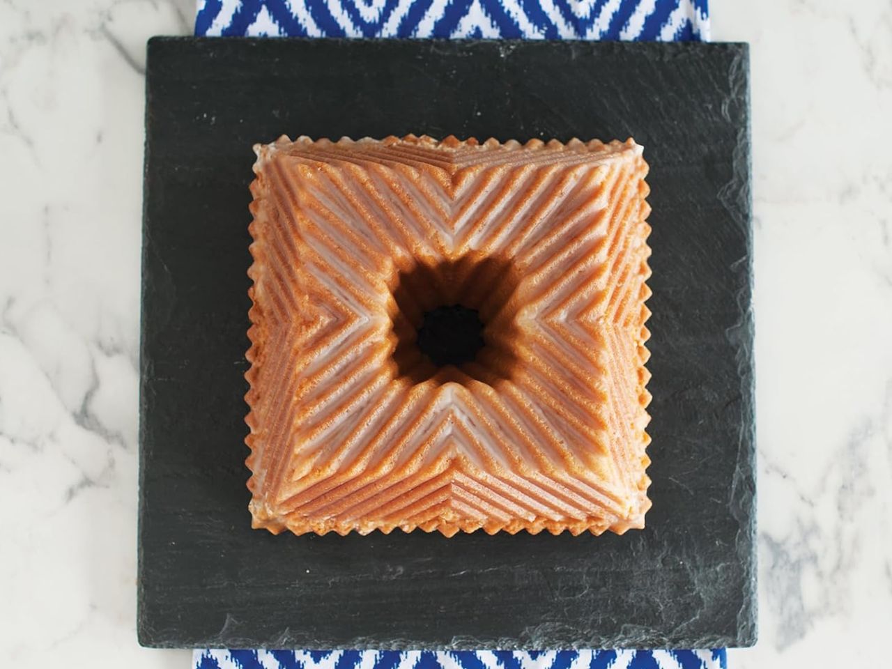 nordic ware bundt squared pan