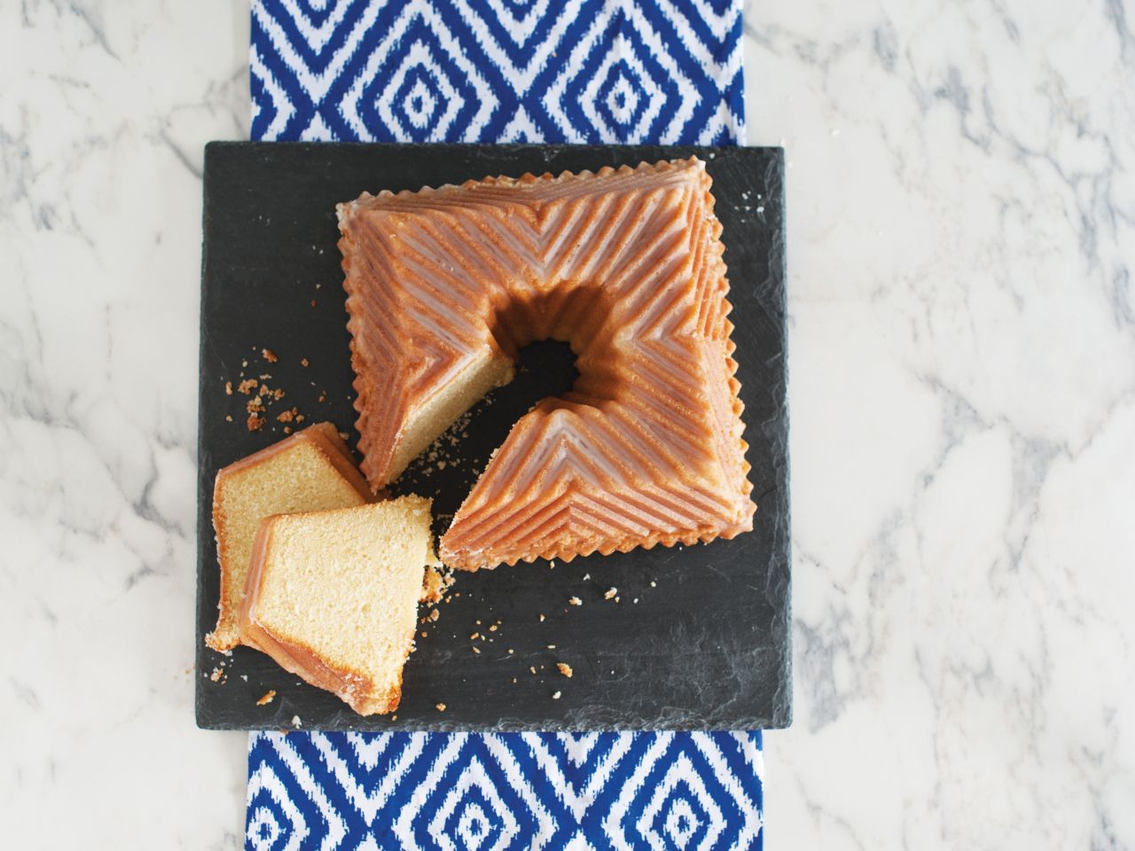 nordic ware bundt squared pan