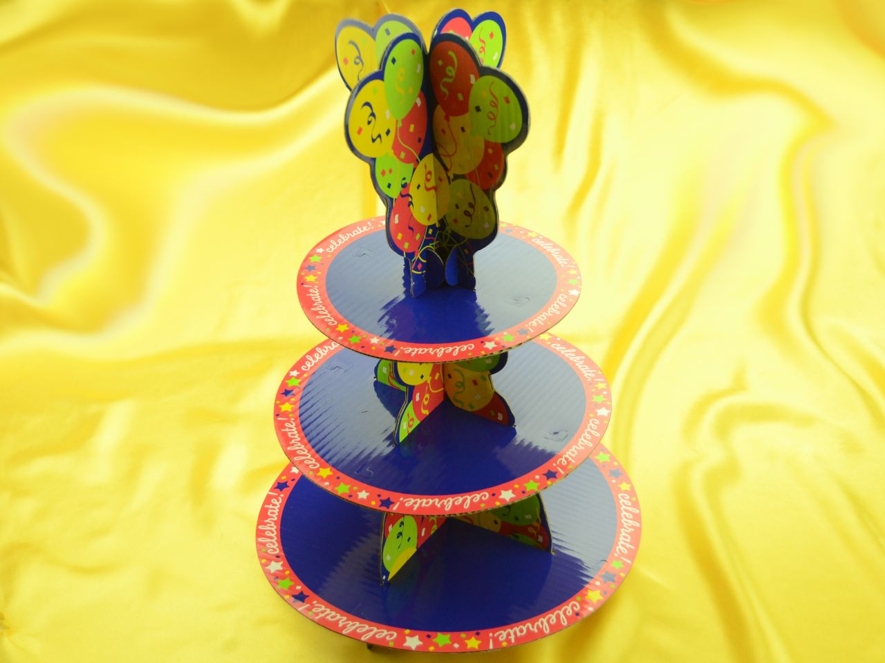 cupcake etagere happy birthday