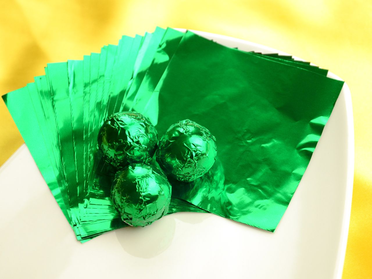 wrapping foil green 50 sheets
