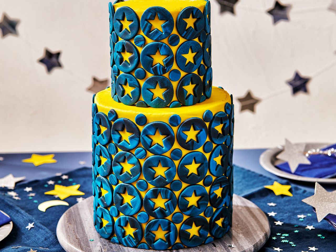 funcakes fondant electric yellow 250g