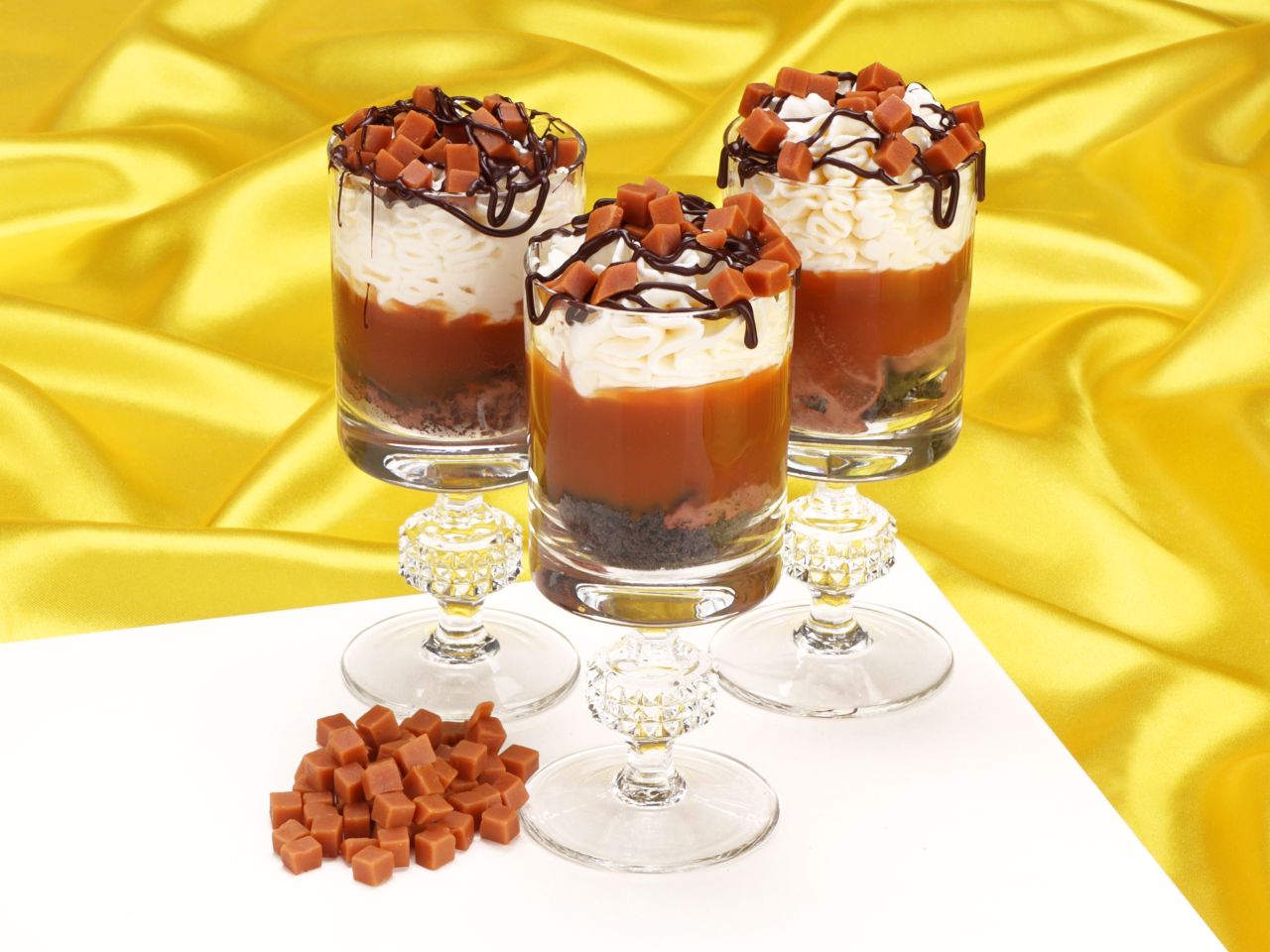 mini karamellwuerfel 100g