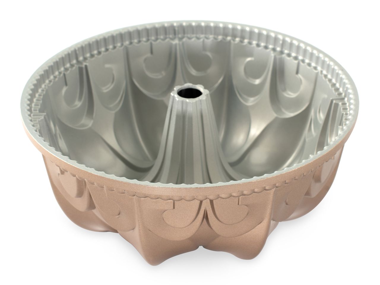 nordic ware fleur de lis bundt pan