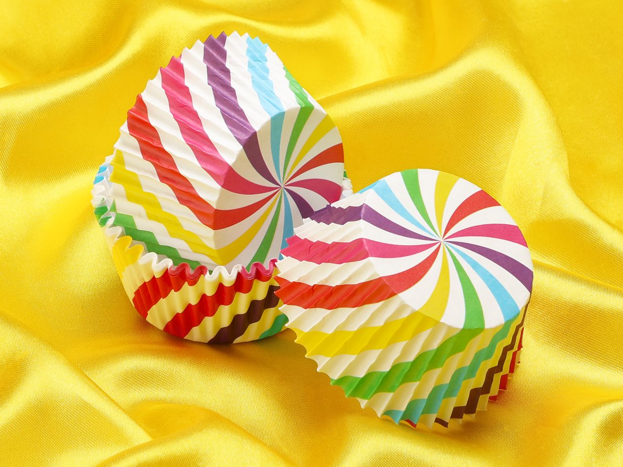 muffinkapseln 50mm regenbogen 50 stueck