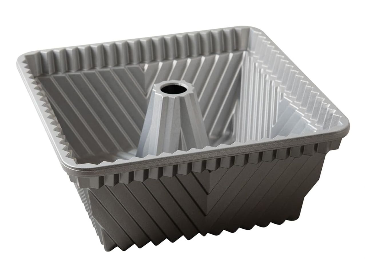 nordic ware bundt squared pan