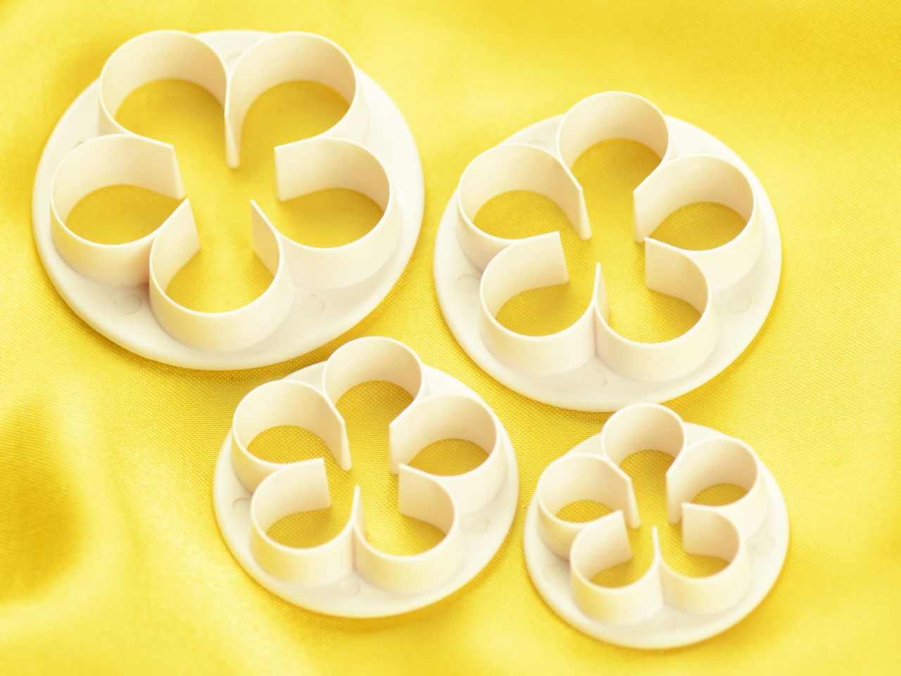 cutter floral set of 4 cutters