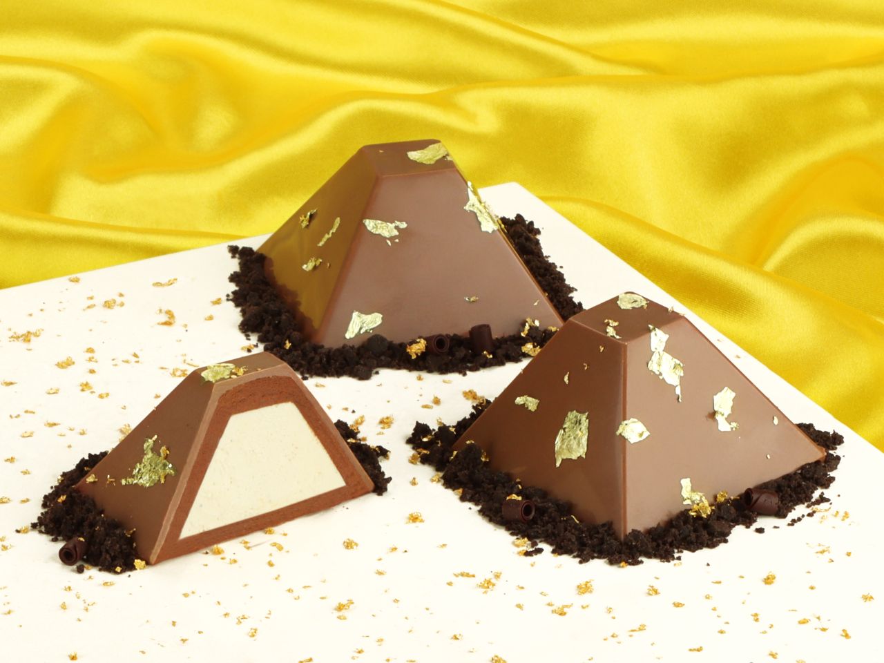 silicone mould pyramid