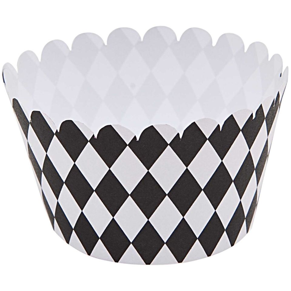 12 cupcakes wrappers