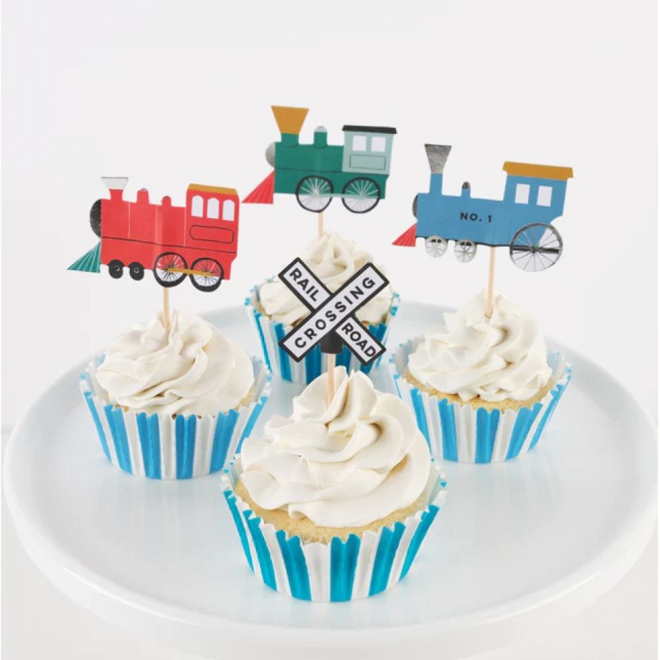 meri meri cupcakes set lokomotive