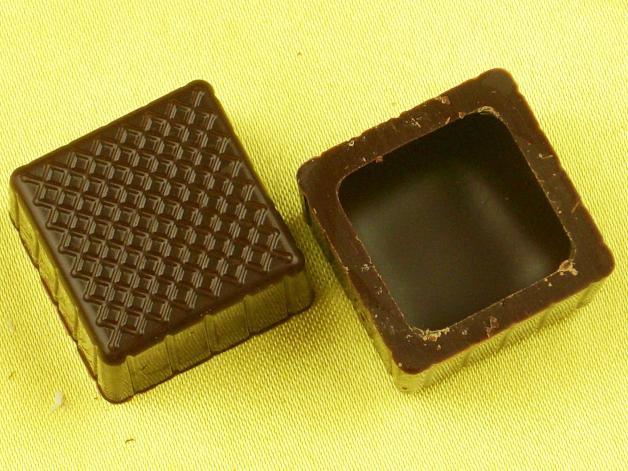 1 sheet square shells dark
