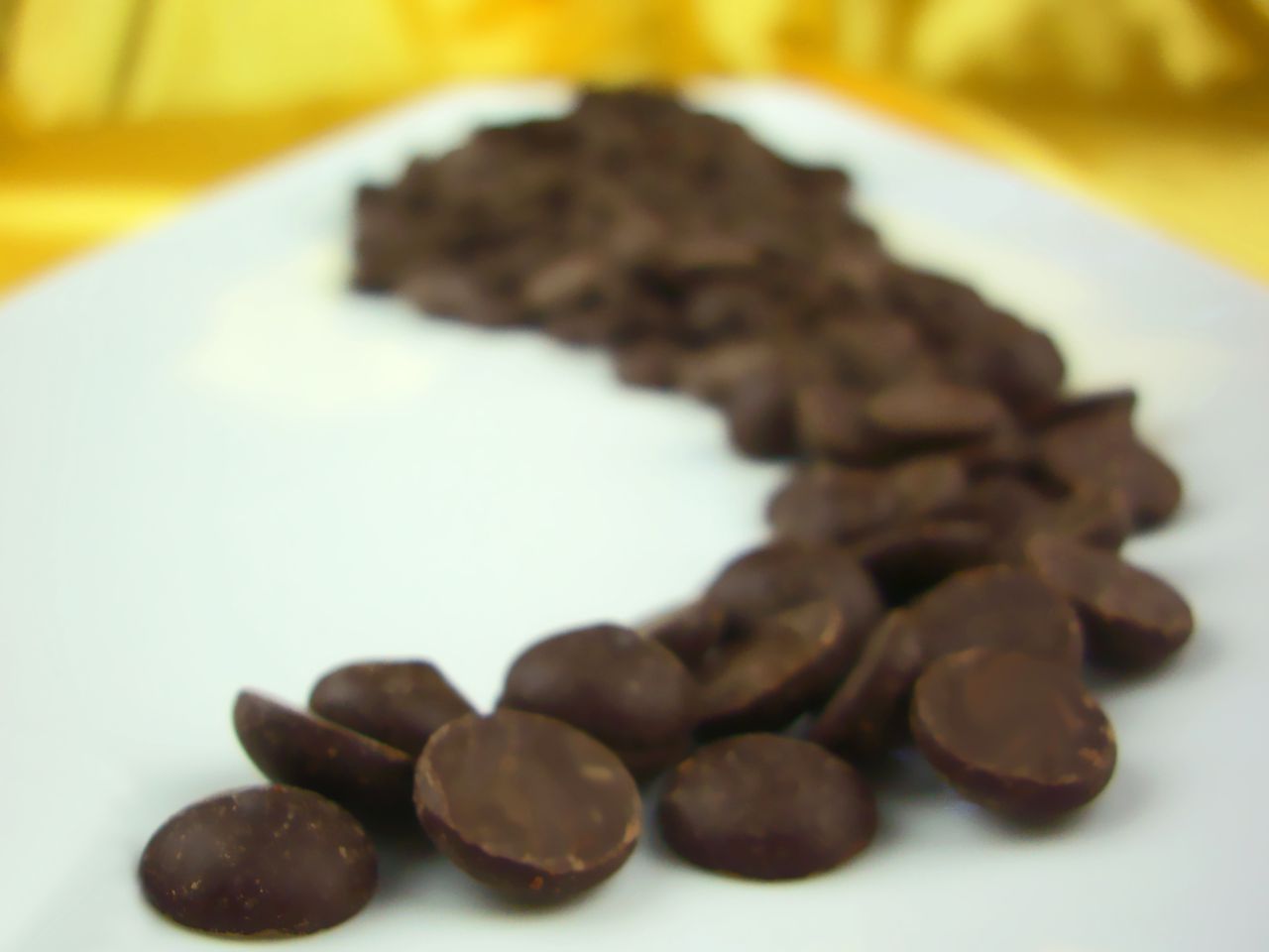 belgische kuvertuere zartbitter 1 0kg von callebaut