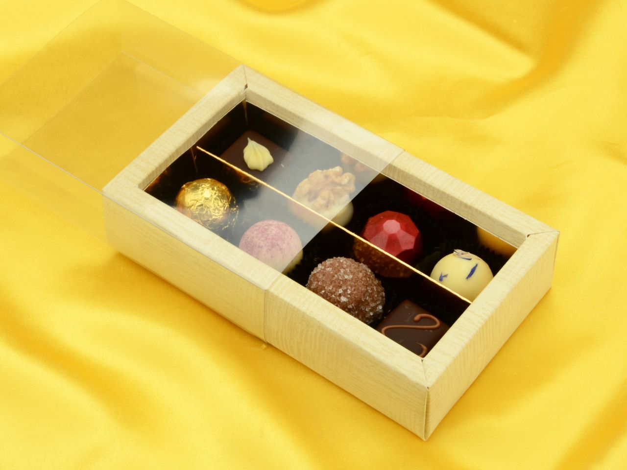 trueffelverpackung fuer 8 trueffel neutro