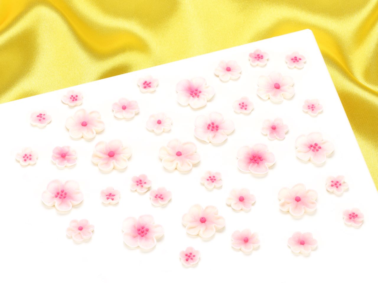 zuckerdekor blueten pink 36 stueck