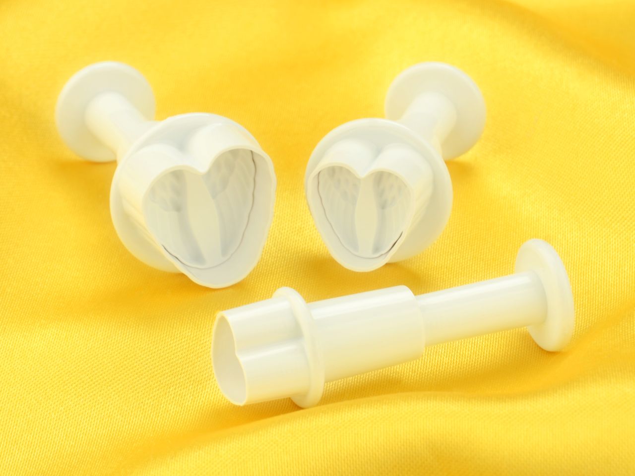 plunger cutter mini angel wings