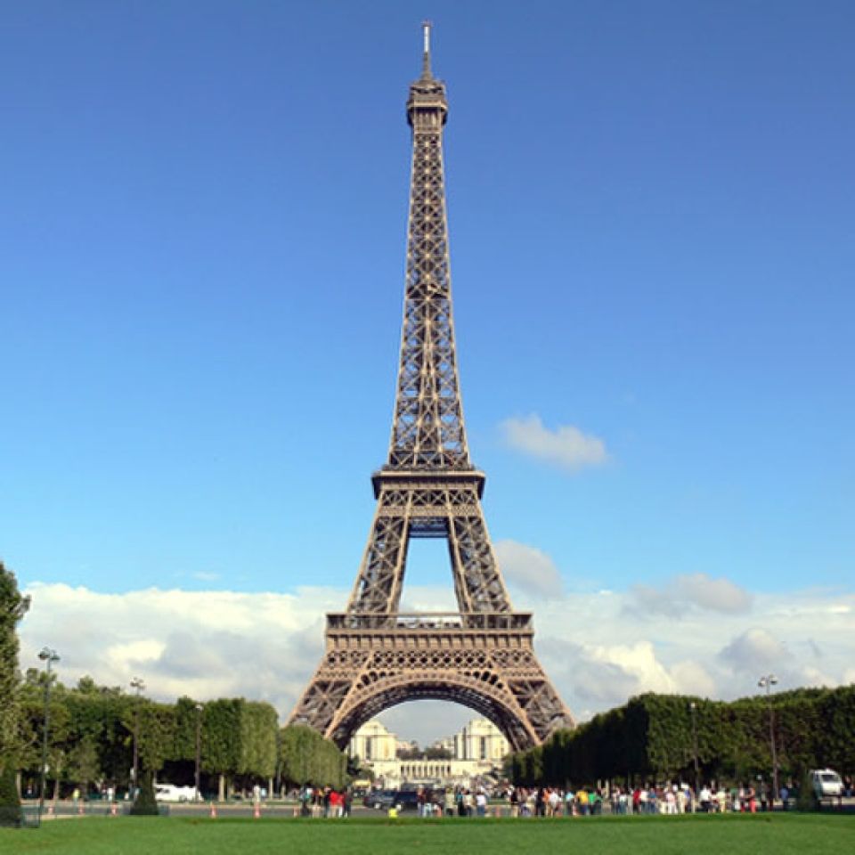 plaetzchen ausstechform paris eiffelturm rot