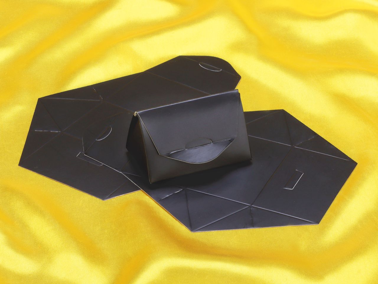 pralinenverpackung triangle schwarz 3er set