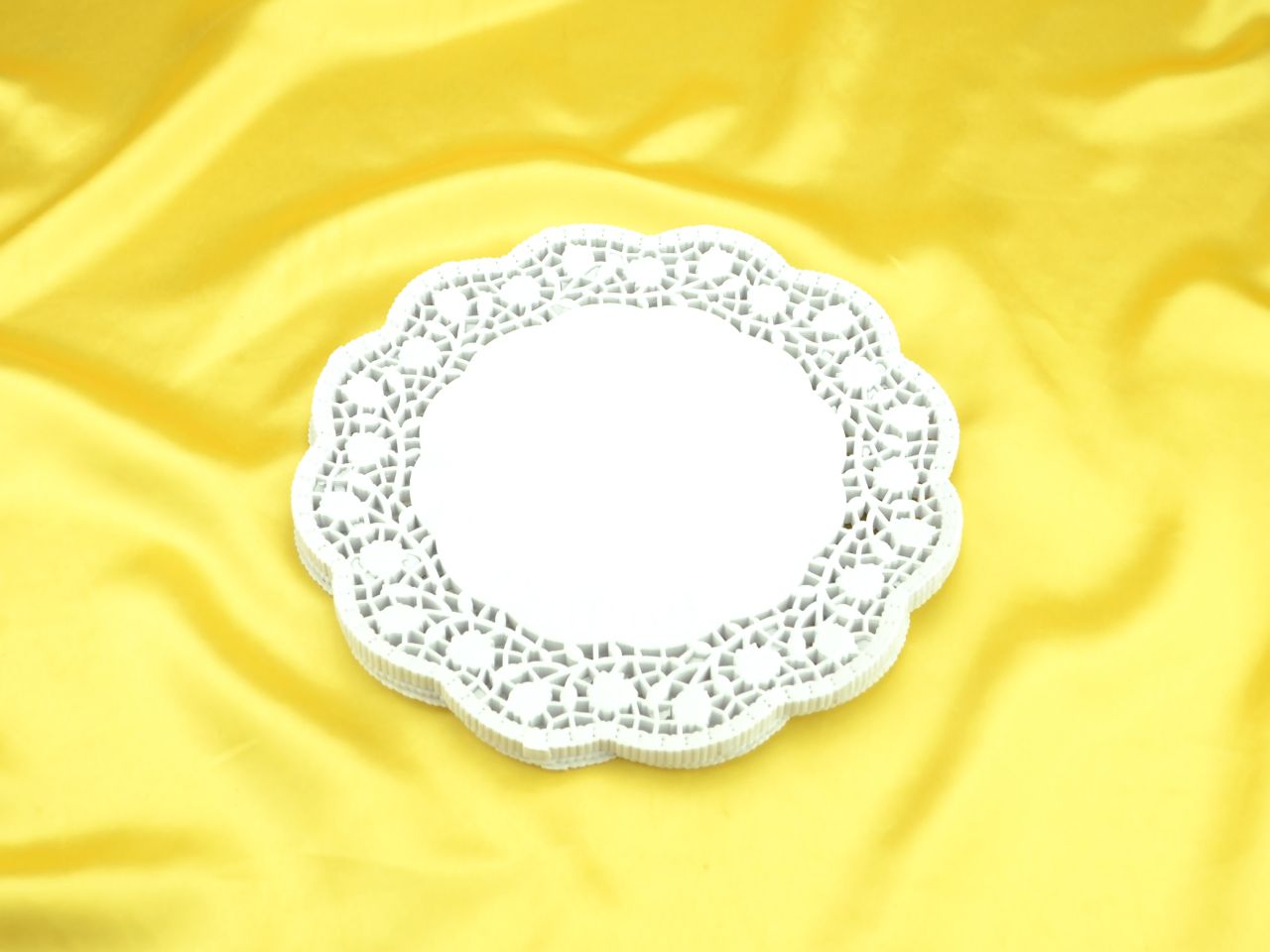 paper lace doilies circular white 26cm 100 pieces