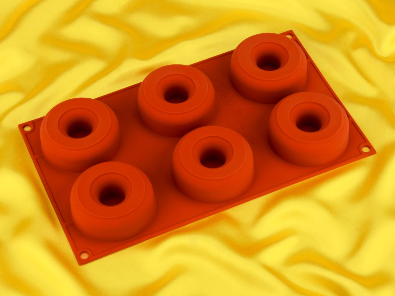 silicone backing pan donuts