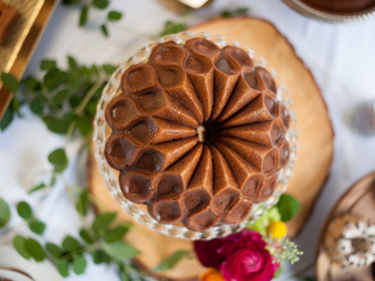 nordic ware crown bundt pan