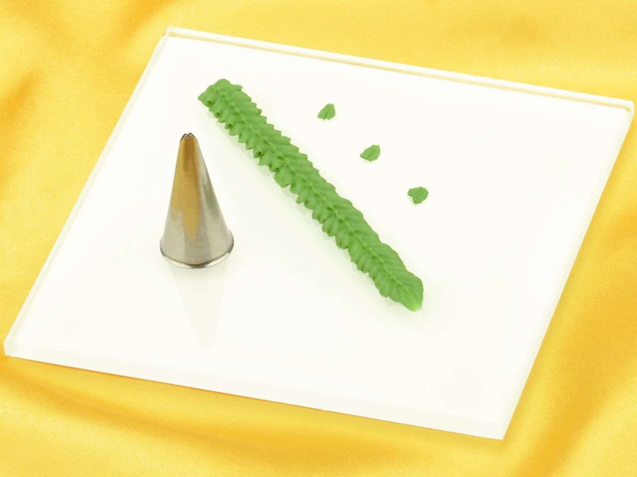 garniertuelle blatttuelle 5mm x 0 5mm greenline
