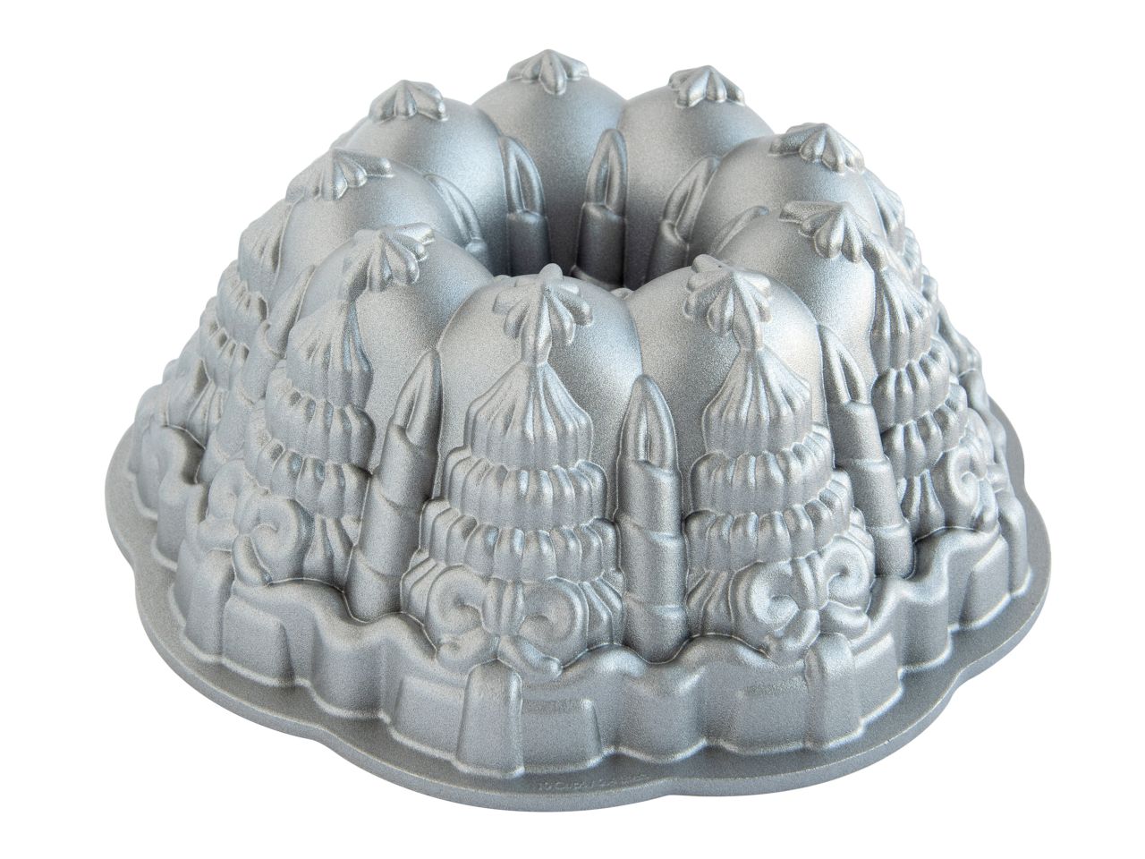 nordic ware very merry bundt