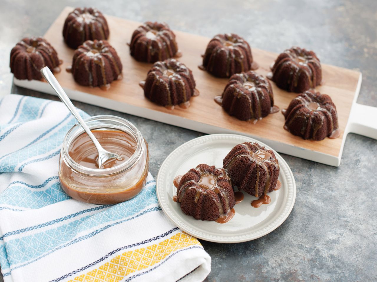 nordic ware bundt brownie pan