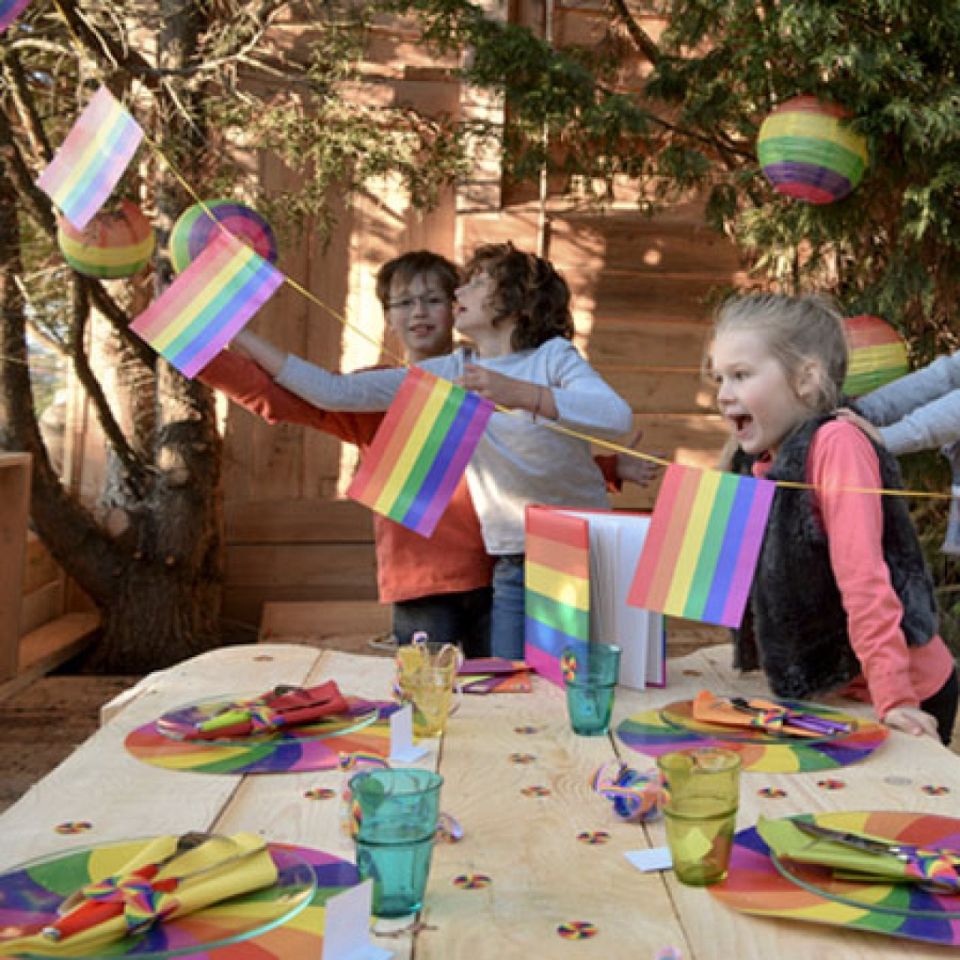 partygirlande regenbogen 6 meter