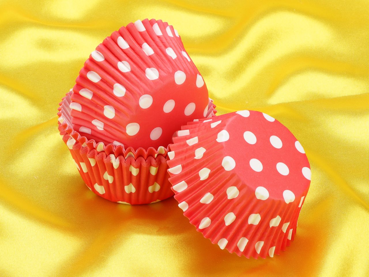 muffinfoermchen rot weisse punkte 50 stueck