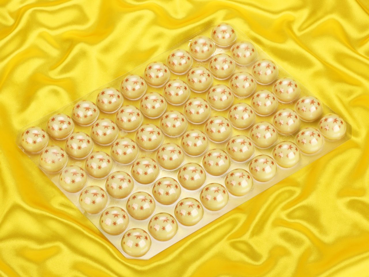 4 sheets hemispheres with stars white