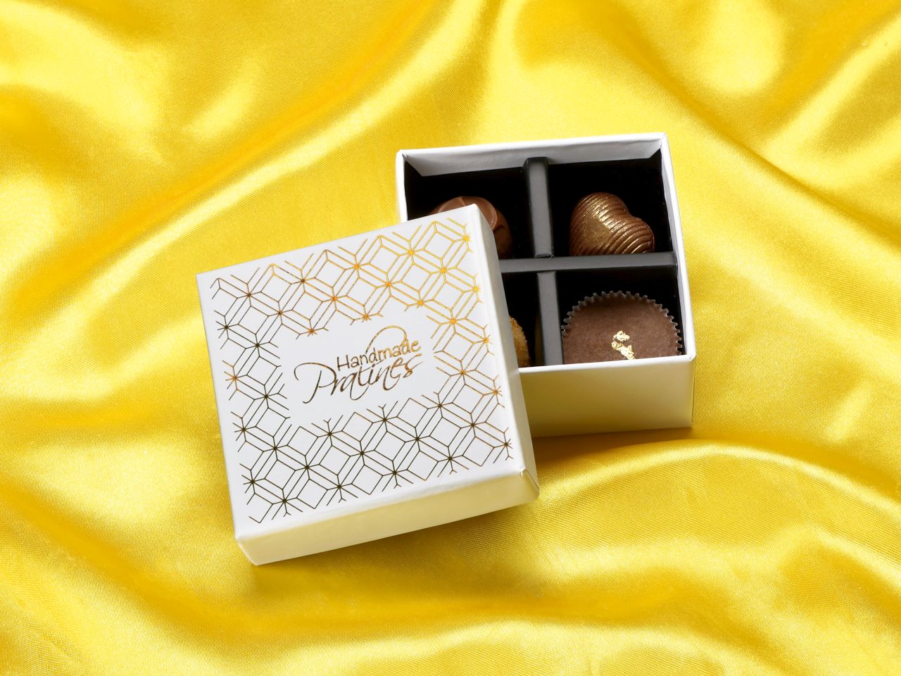 chocolate case golden elegance fuer 4 pralinen