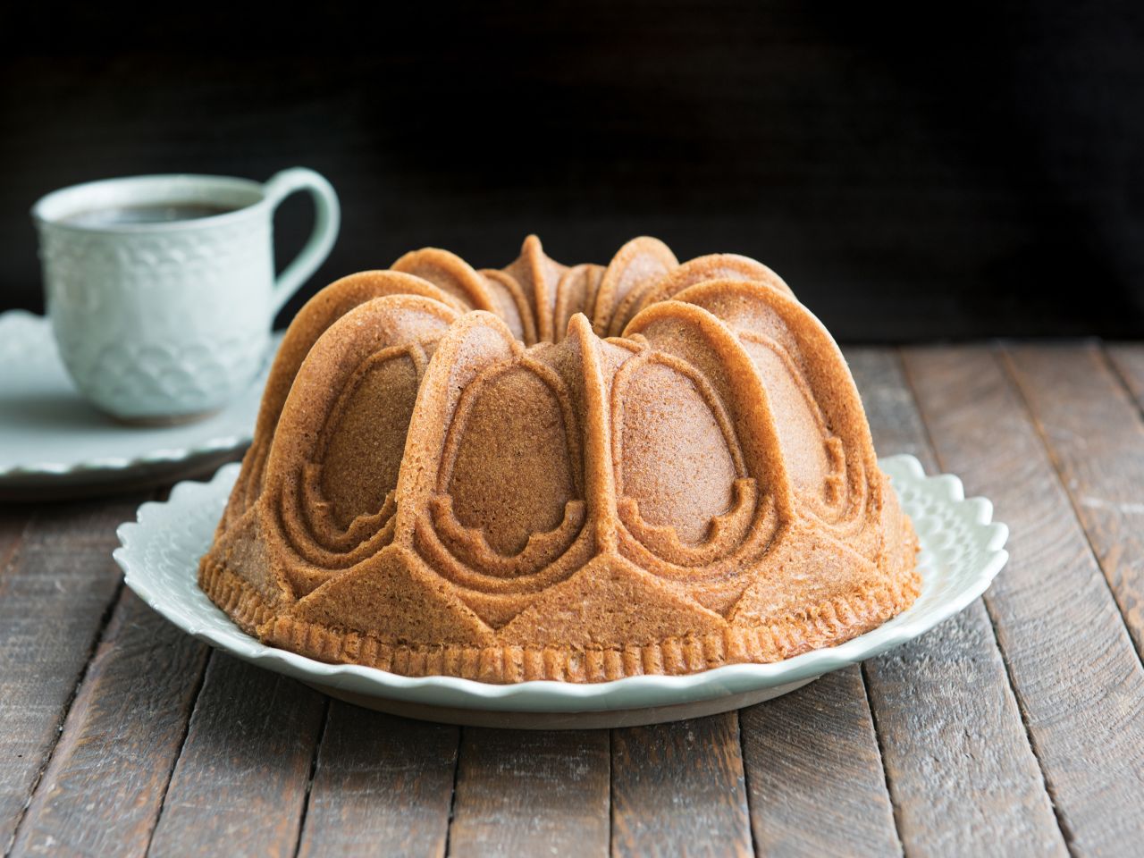 nordic ware vaulted cathedral bundt pan
