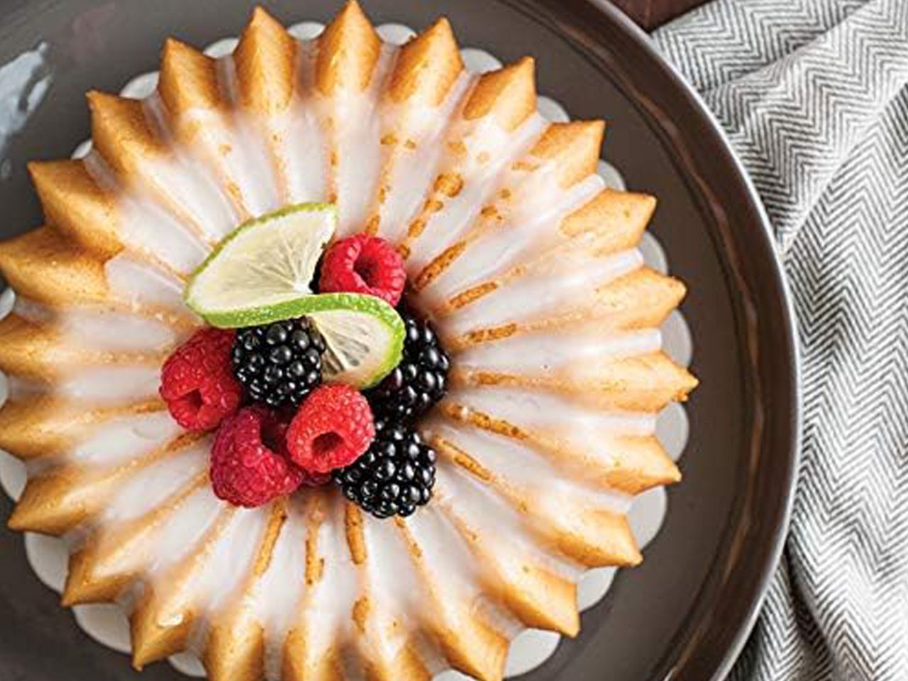 nordic ware brilliance bundt cake pan 5 cup