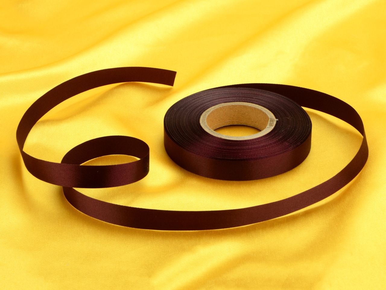 satinband rubinrot 14mm 30 meter