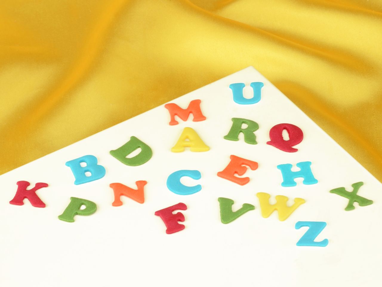 ausstecher stempel alphabet grossbuchstaben 26er