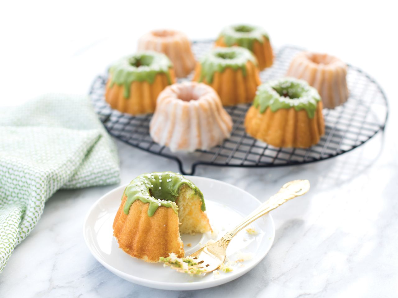 nordic ware anniversary bundtlette