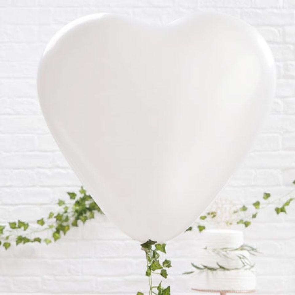riesenluftballons herzen 3 stueck 90 cm