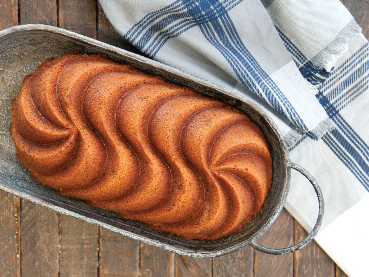 nordic ware heritage loaf pan