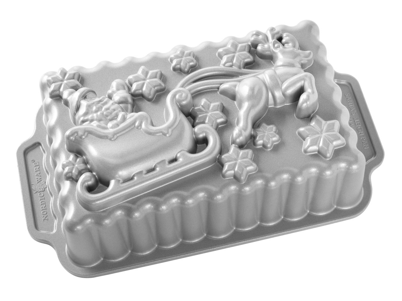 nordic ware santa s sleigh loaf pan