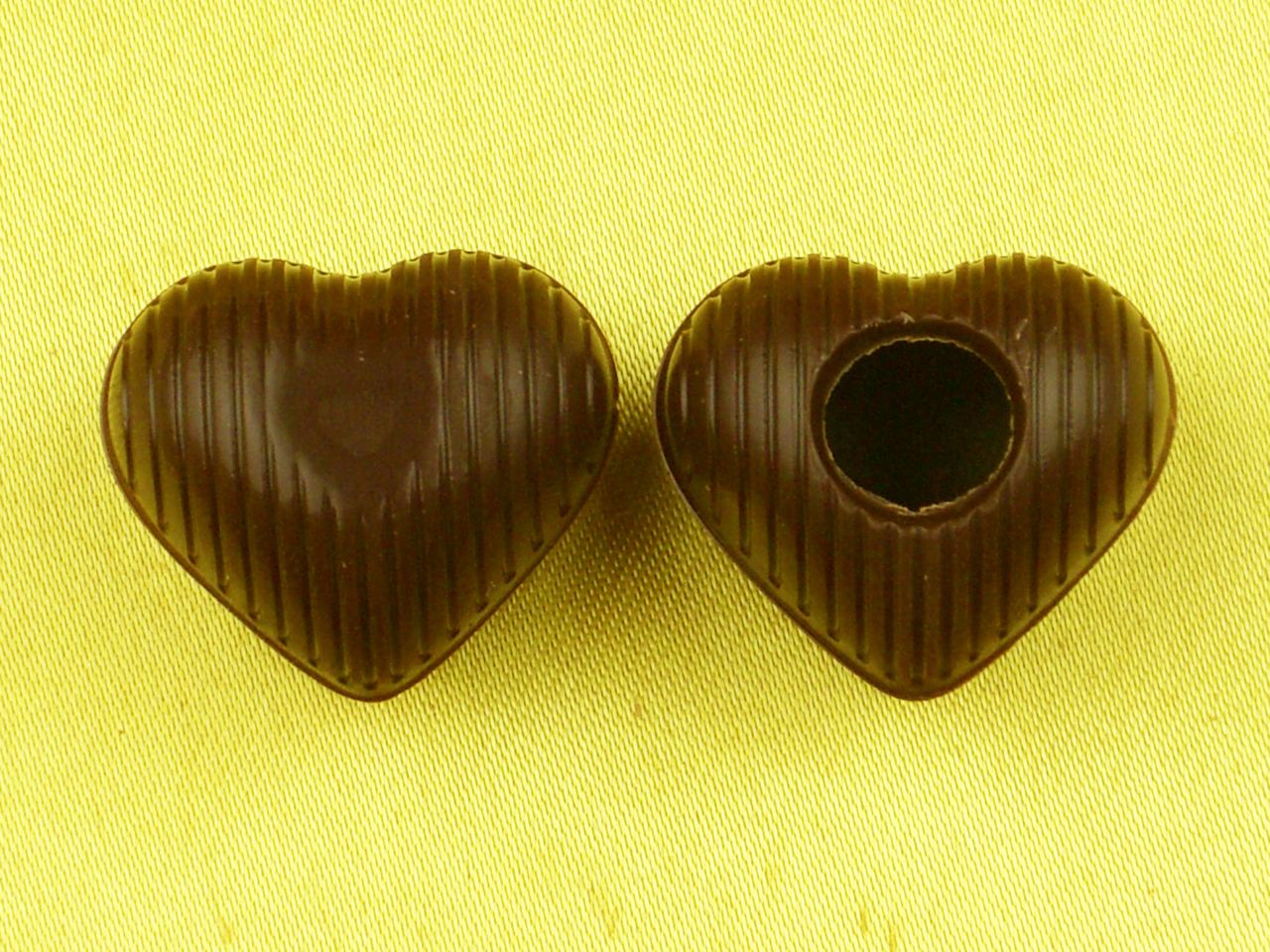 1 sheet hollow heart mini dark