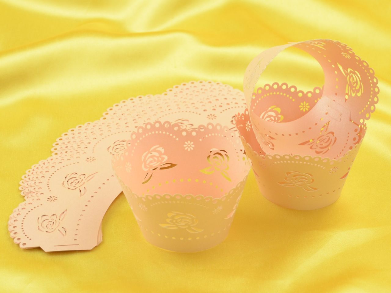 decorative lace rose 12 pieces