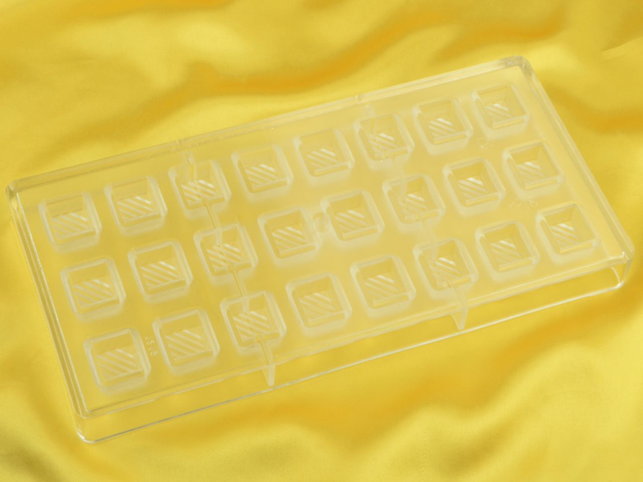 chocolate mould vagues