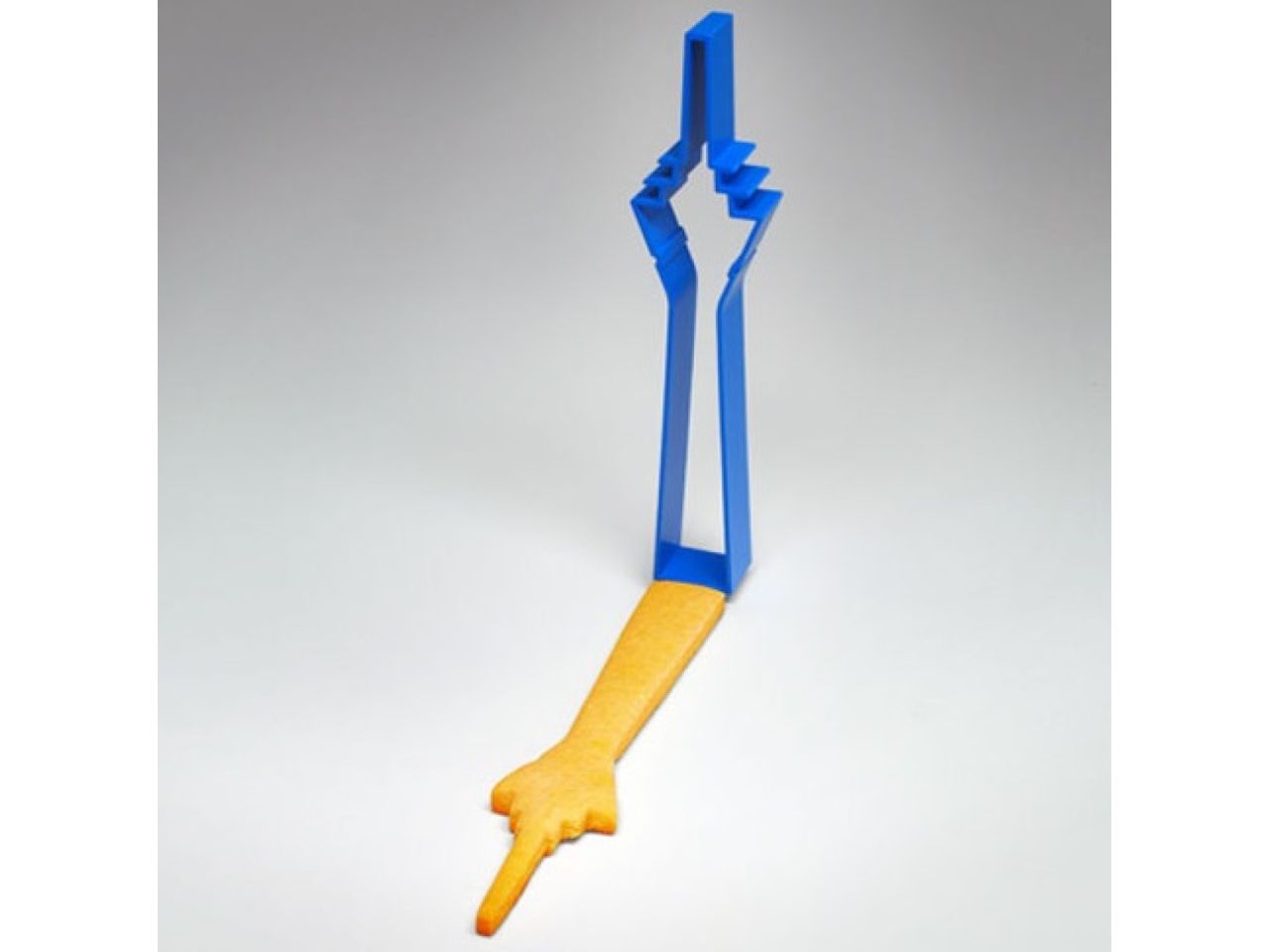duesseldorf rhine tower cookie cutter blue