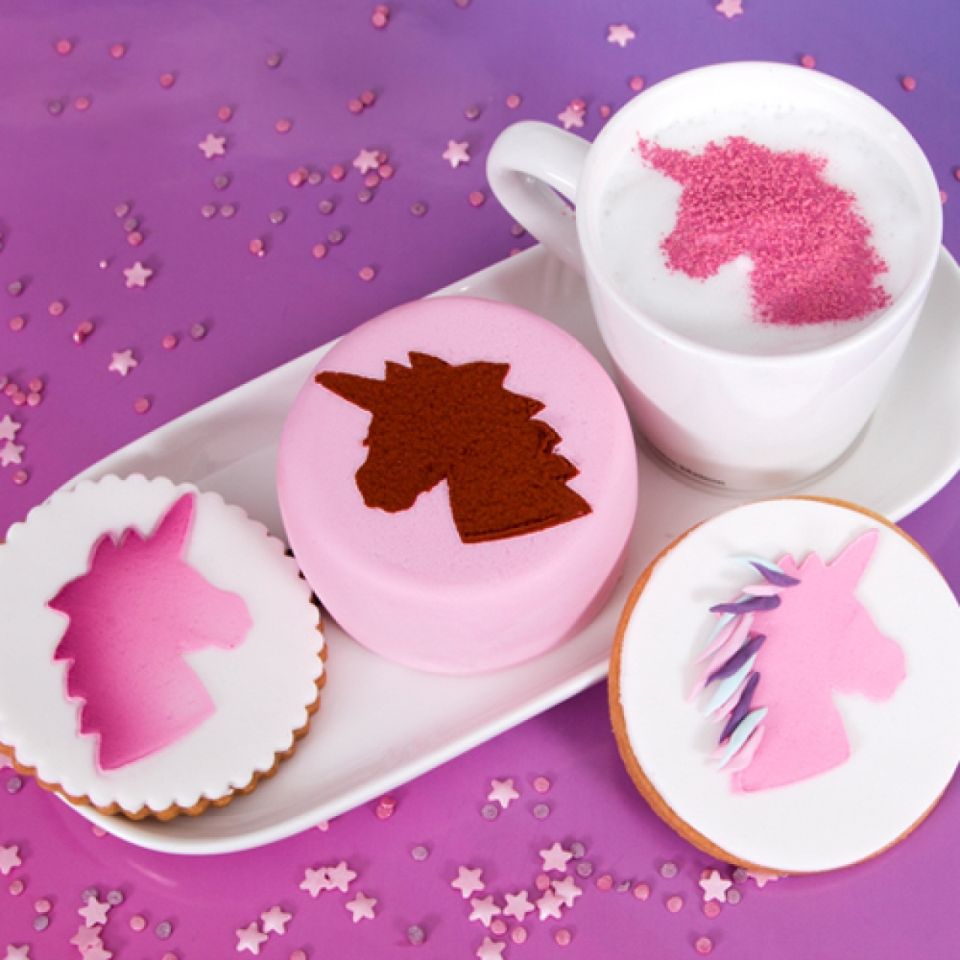 cookie stencil unicorn plastic 8 cm