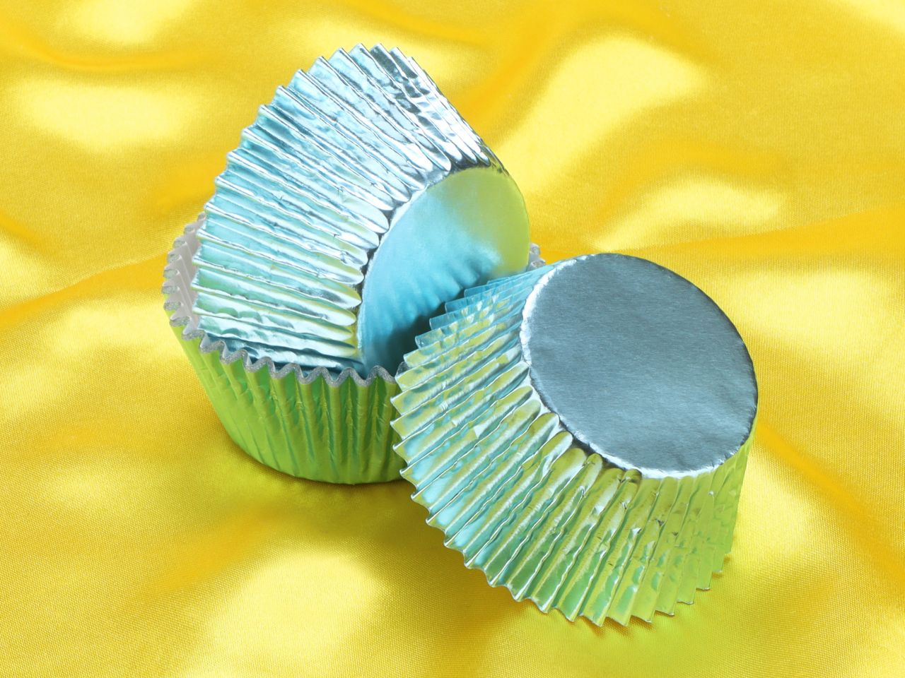 muffinfoermchen folie baby blau 24 stueck