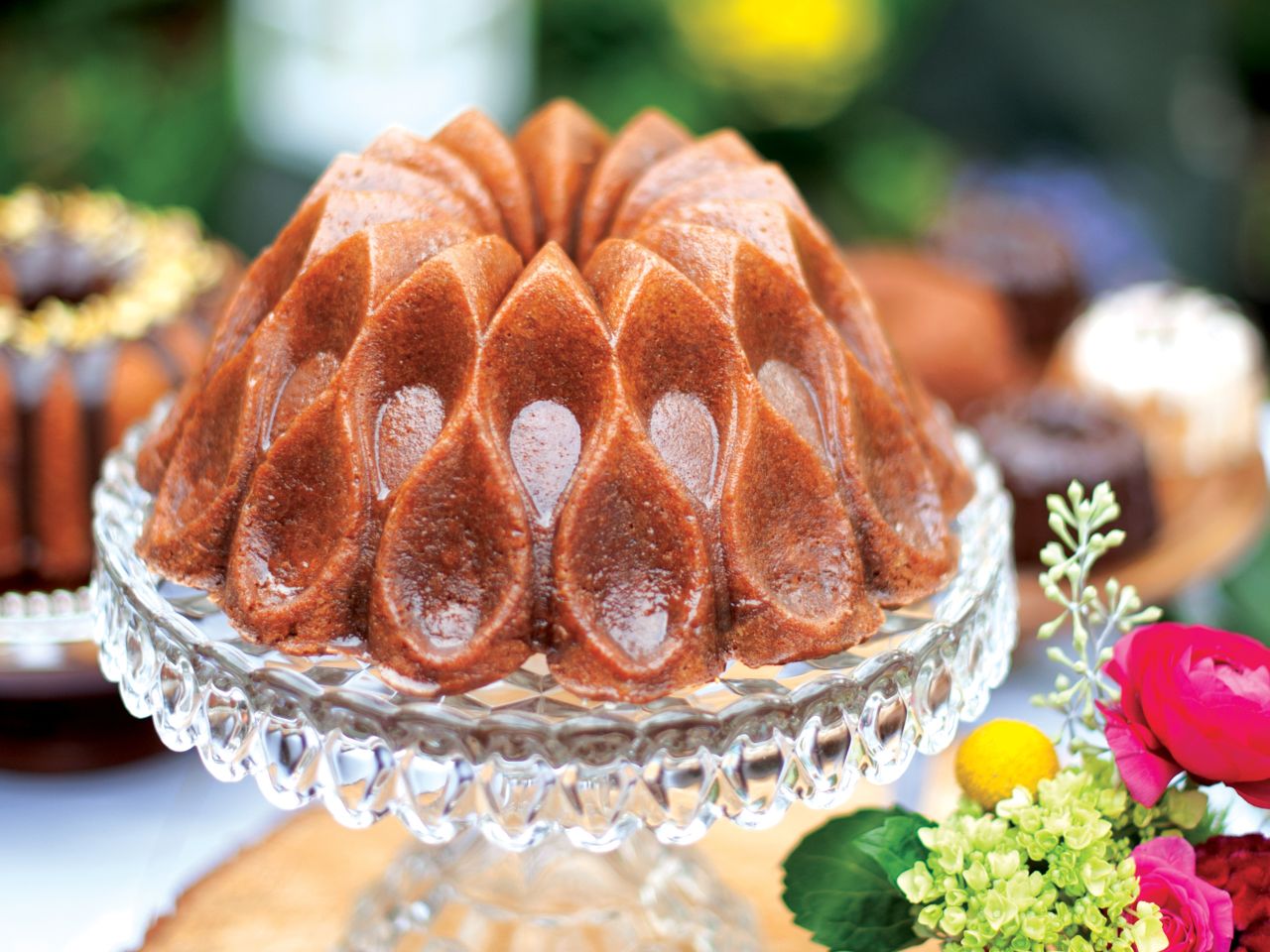 nordic ware crown bundt pan