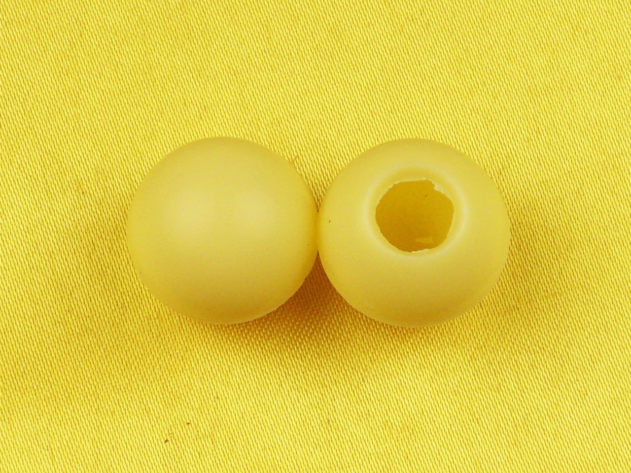 10 folien mini hohlkugeln weiss