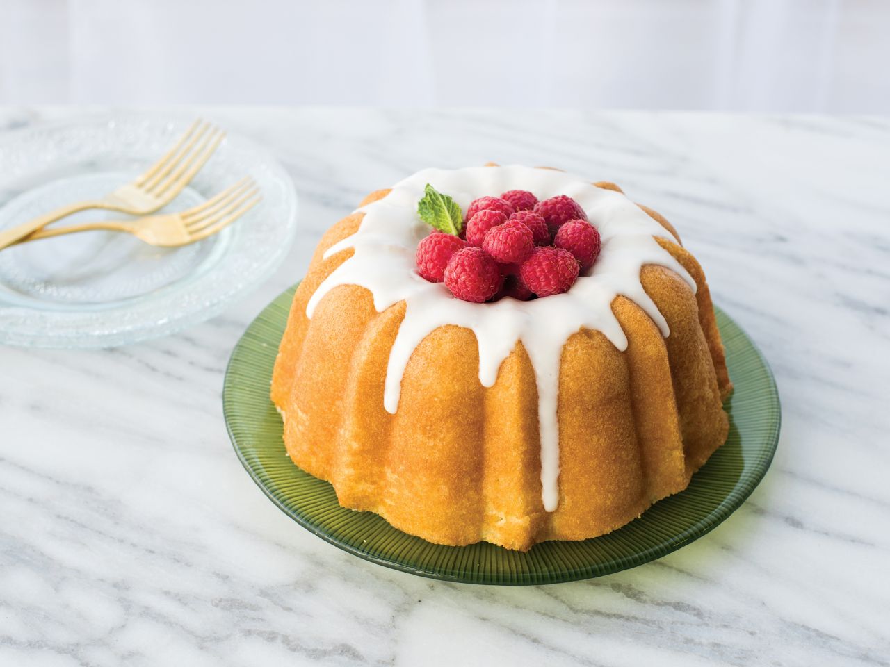 nordic ware anniversary bundt pan 12 cup