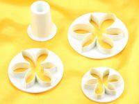 Cutter set lily small 4 pieces
